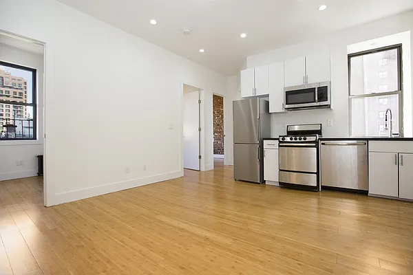 Rented by REAL New York | media 5