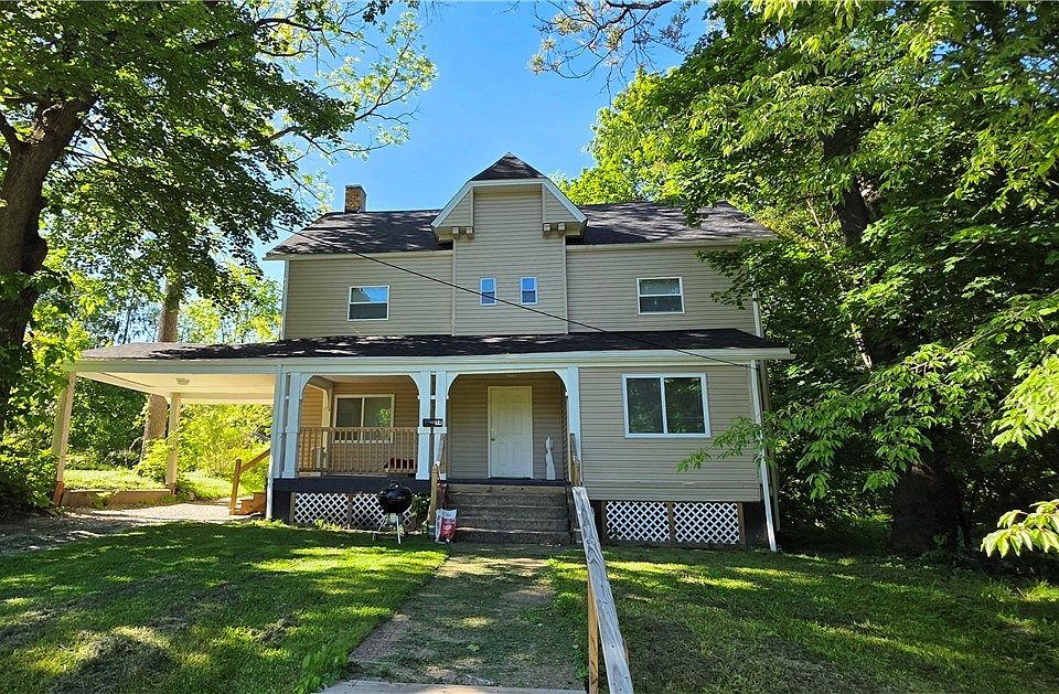 1st image of 34 Illinois Ave