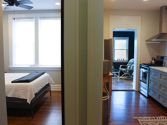 4th image of 6412 W Park Ave #B