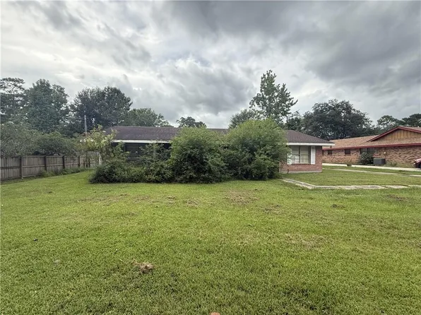 118 Pine Dr, Covington, LA 70433