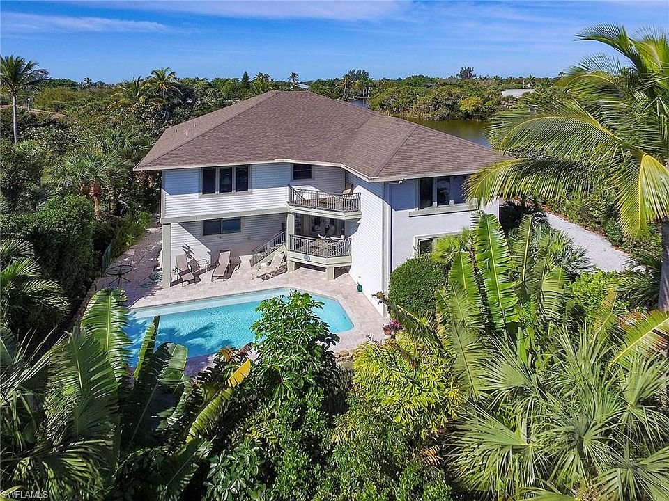 1st image of 3832 Coquina Dr