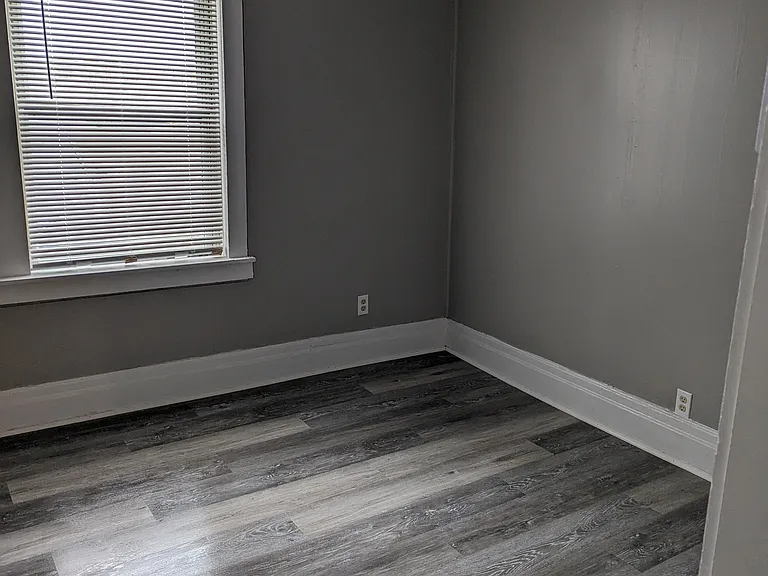 7 Dawson Pl #1 — Photo 16