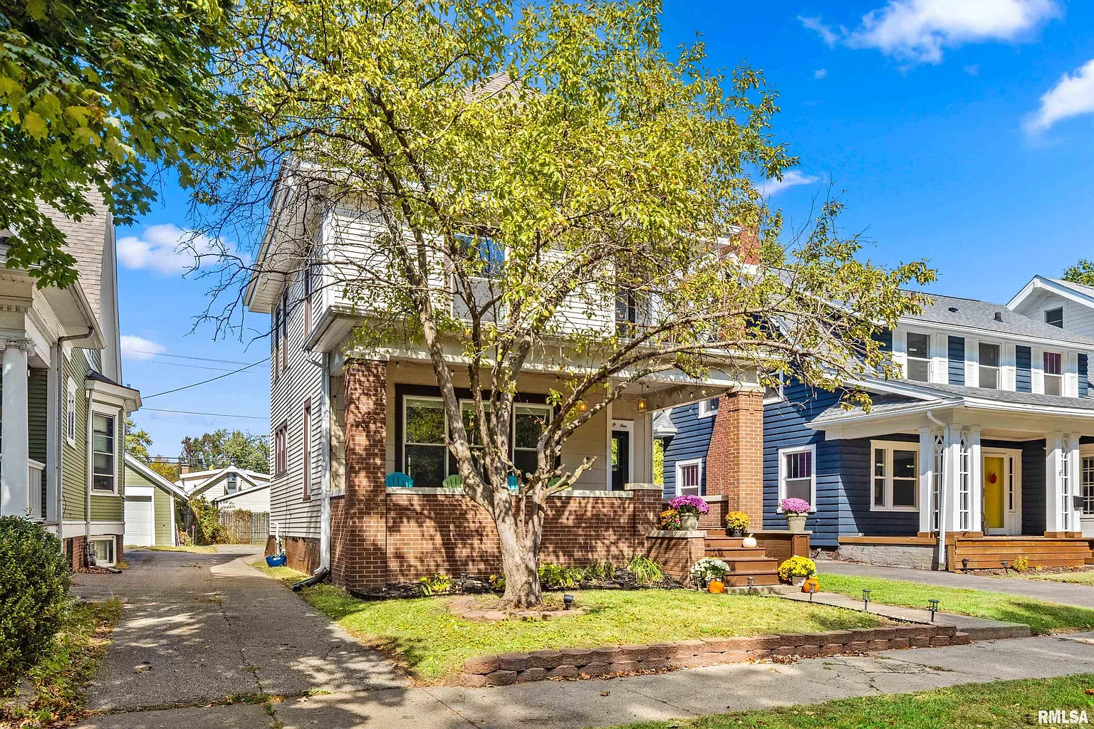 1801 W Ayres Ave photo 1