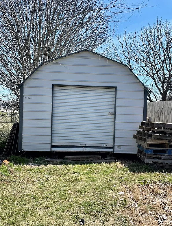 4 bed, 1848 sqft, $1,600 — Photo 3