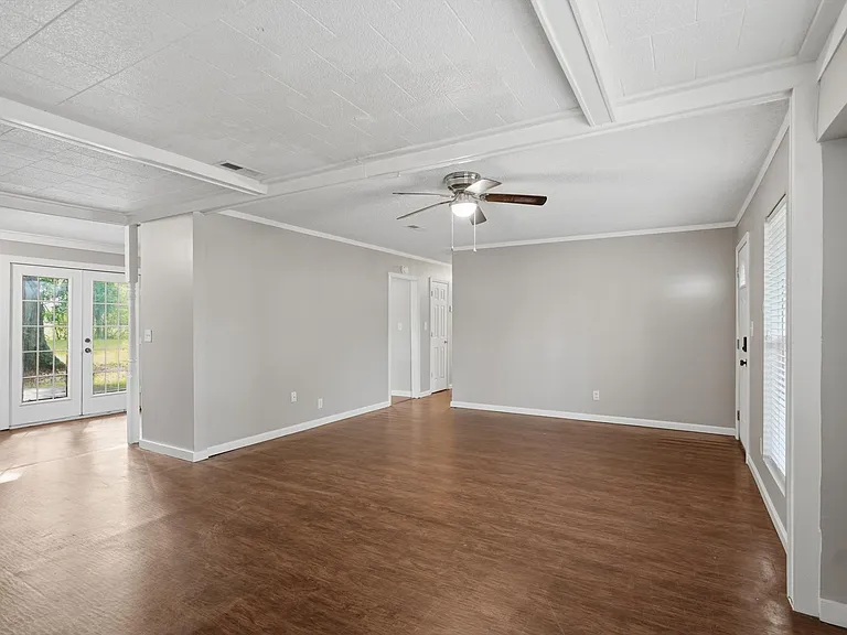 108 Hillside Rd SW — Photo 7