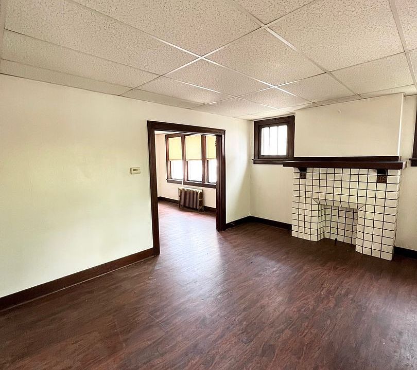 1st image of 1816 Perrott Ave Floor 1