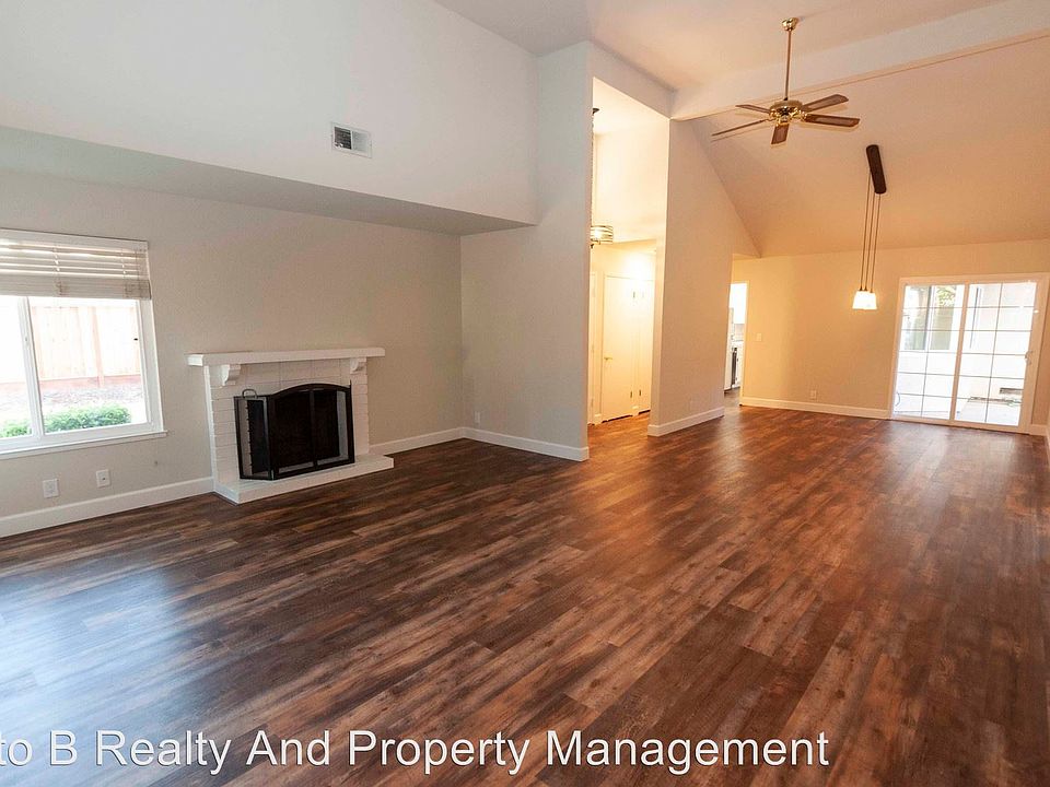 1st image of 665 Auburn Way