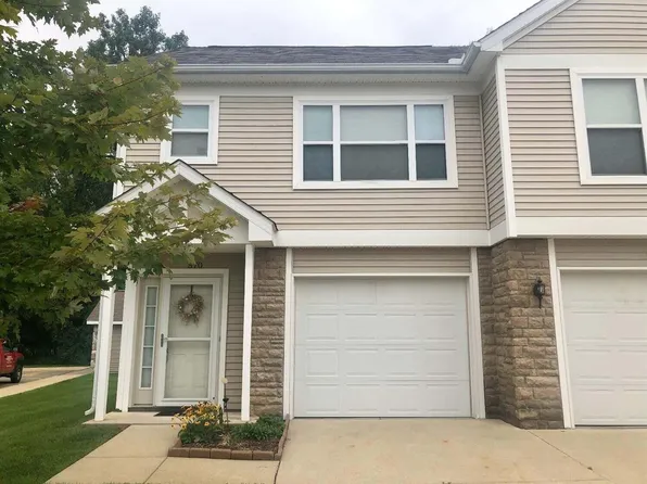 570 Fieldstone Cir N, Chelsea, MI 48118
