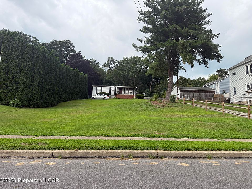 1st image of 18 Williams St