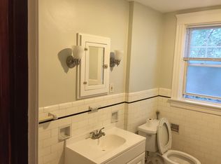 98 Radcliffe Avenue #FL 2ND, Providence, RI 02908