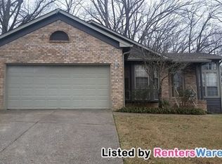 137 Northlake Dr, Hendersonville, TN 37075