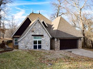 13600 Hobie Ct, Rogers, AR 72756