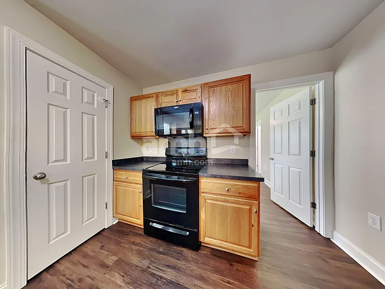 205 Turner Greens Ct — Photo 5