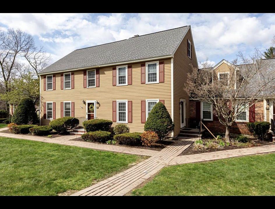 1st image of 22 Seaver Brook Ln #22