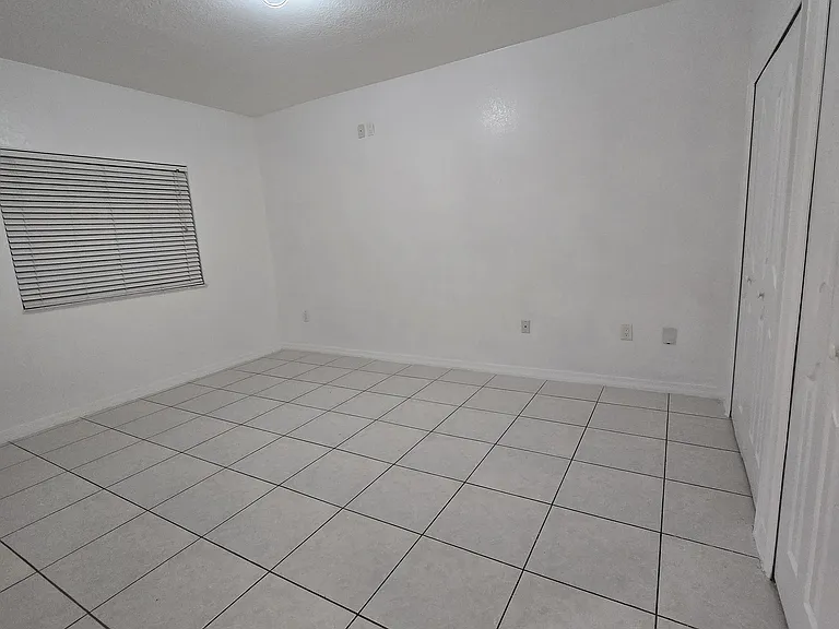 4604 SW 164th Pl #HOUSE — Photo 10