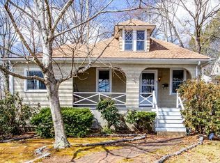 31 Whitehall St, Dedham, MA 02026