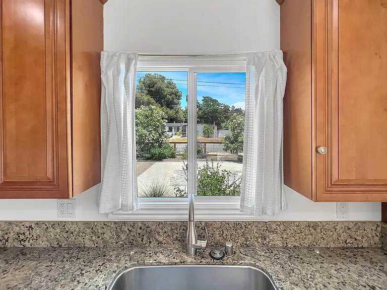 13902 Powers Rd — Photo 8