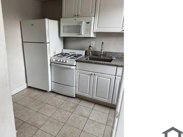 30 Greenwich Ave #3, Greenwich, CT 06830