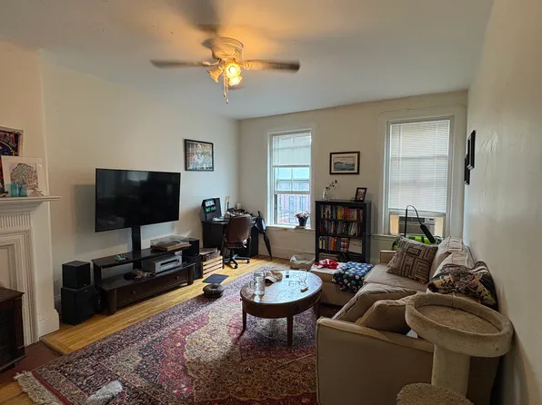 525 Beacon St, Boston, MA