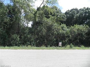 8270 Tolles Dr, North Fort Myers, FL 33917