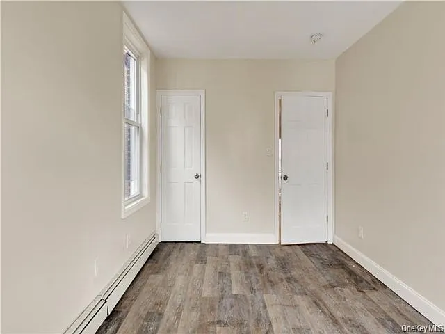3311 Bainbridge Ave #1BR — Photo 4