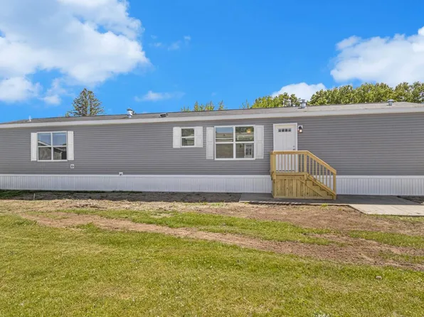 69205 Garver Lake Rd #110, Edwardsburg, MI 49112