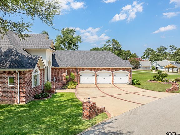 4th image of 173 Fairway Dr