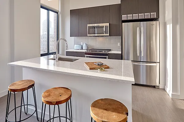 Rented by Bozzuto Management | media 9