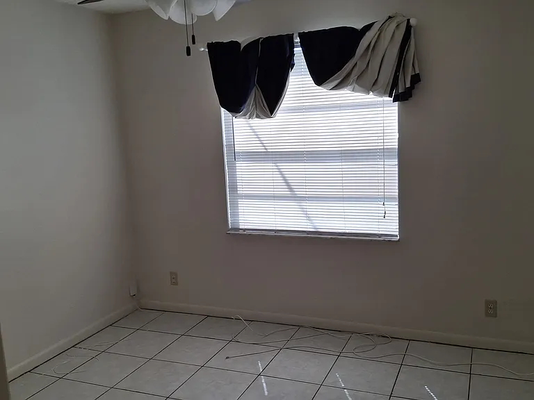 8678 Sunset Dr — Photo 15