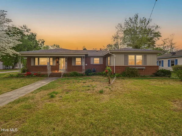 206 Hiland Park Avenue, Hertford, NC 27944