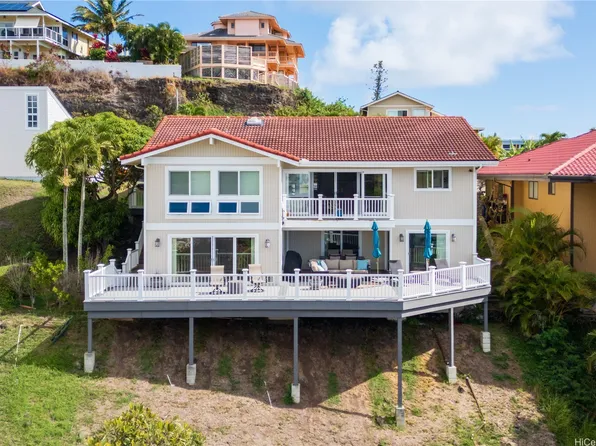 1089 Kalihiwai Pl, Honolulu, HI 96825