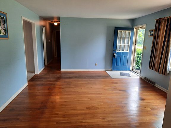 5th image of 11905 E 71st St