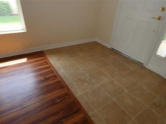 5th image of 11981 SE 91st Cir