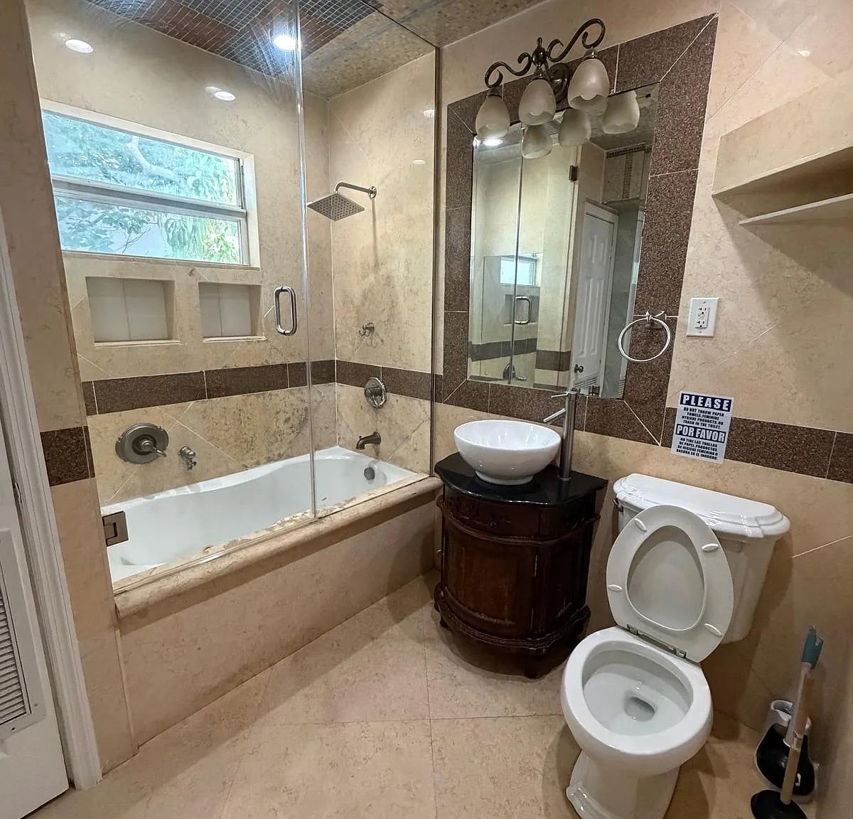 1 bed, 600 sqft, $1,800 — Photo 3