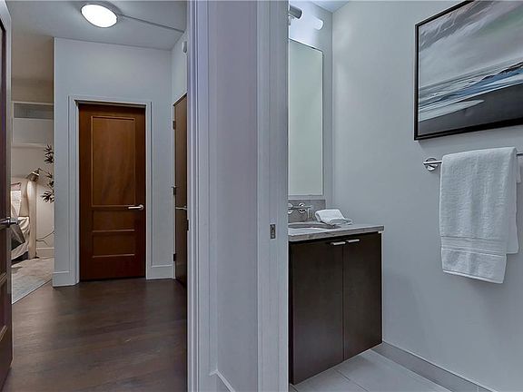 3rd image of 912 Channelside Dr Unit 2407