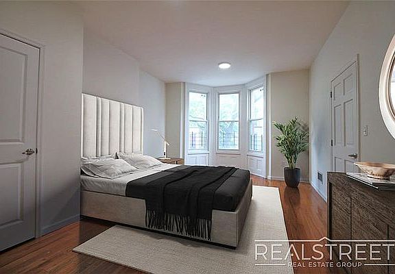 2nd image of 251 Patchen Ave