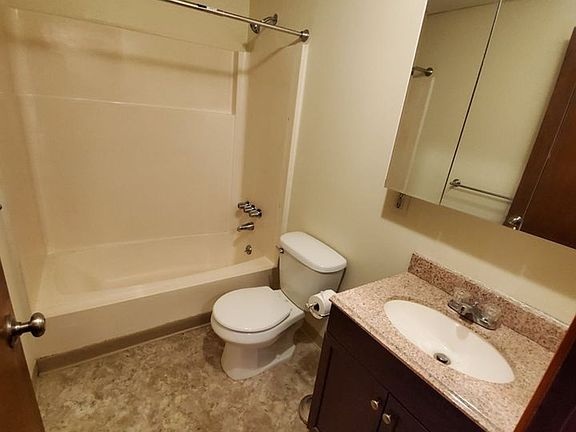 4th image of 28 Center St #34