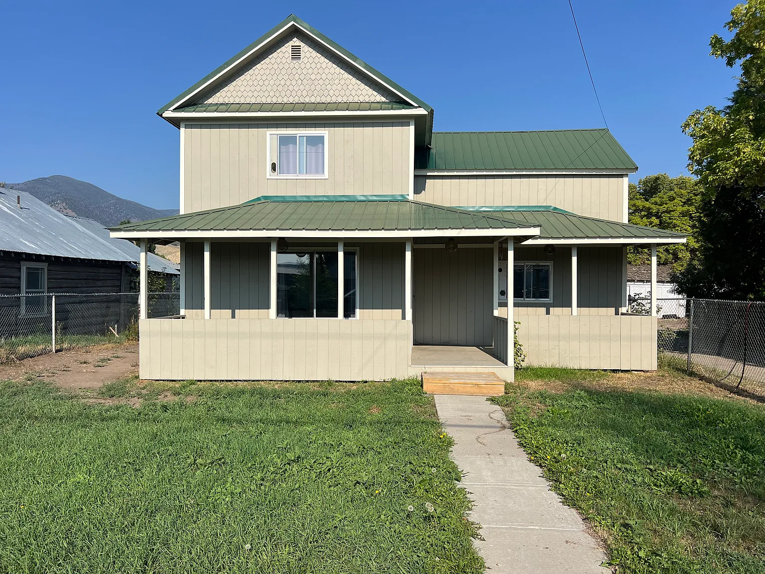 3 bed, 1756 sqft, $1,700 — Photo 1