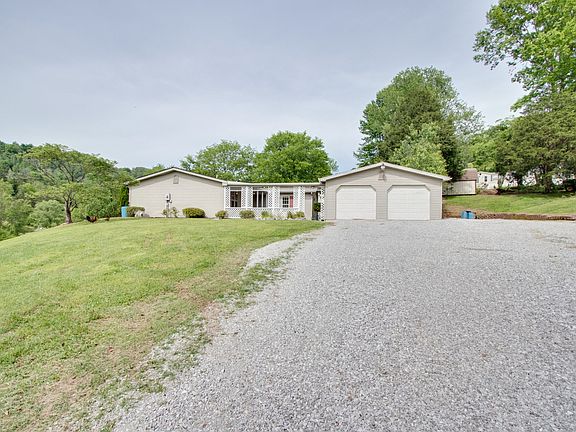 3rd image of 6 Odum Ln