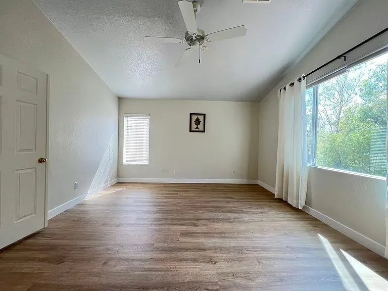 11008 Rusty Ray Dr — Photo 15