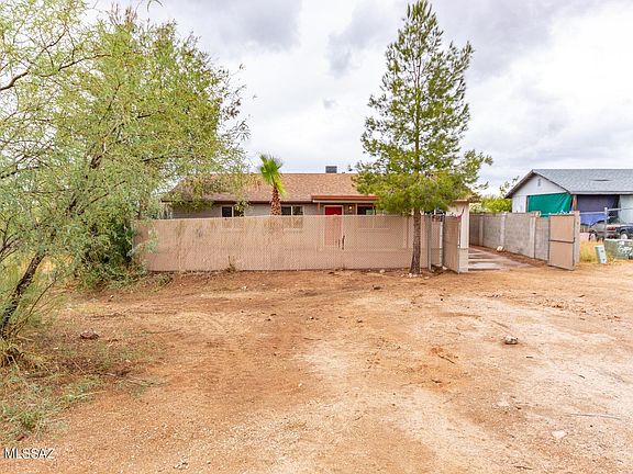 2nd image of 15701 N Twin Lakes Dr