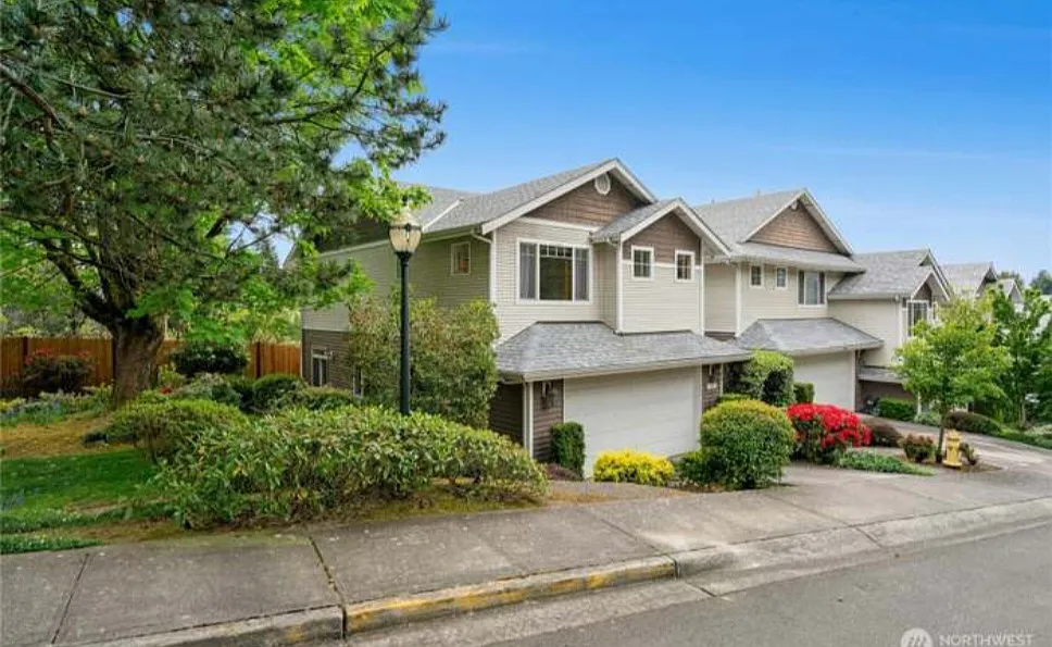 3 bed, 1663 sqft, $3,700 — Photo 3