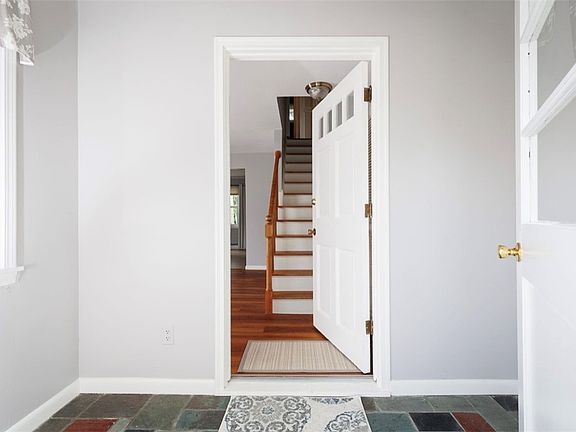 2nd image of 212 Green St