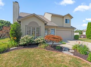5131 Goldfinch Ln, Fort Wayne, IN 46818