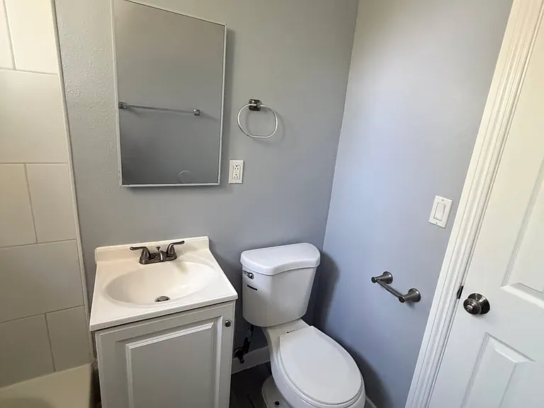 5211 Live Oak St #5211 — Photo 9