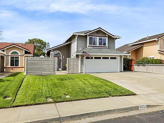 2nd image of 814 Morissette Way