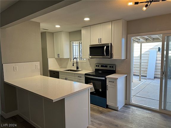 5th image of 4665 Mill Valley Dr #0