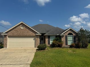 5480 Westmeadow Ln, Lumberton, TX 77657