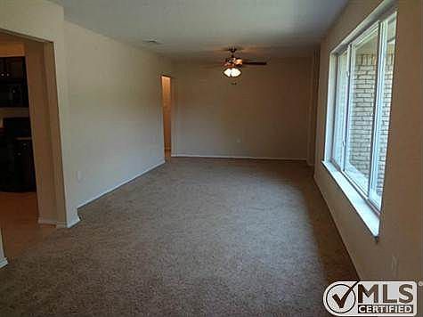 4th image of 10356 Newcombe Dr