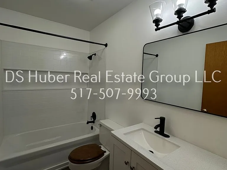 12469 Kruger Ln — Photo 8